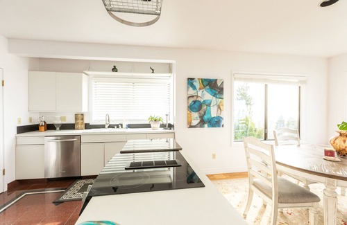 Rollingbay House | Amazing Sound View - Guest House