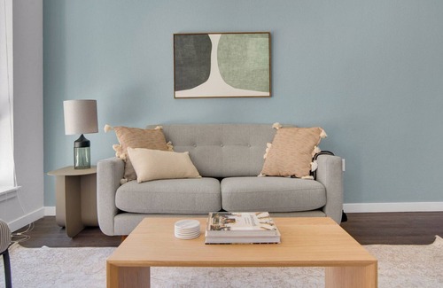 Uptown Apartment | Amazing Uptown 1BR w/ W/D, Gym & Pool, walk to RiNo bars, by Blueground