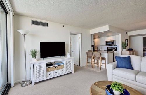 Bethany Beach Condo | Amazing Views in this 3 BD Sea Colony Condo at Farragut House! WIFI available, Resort Indoor and outdoor pool, Private Beach, Fitness Center, Tennis, and more!