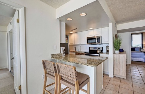 Bethany Beach Condo | Amazing Views in this 3 BD Sea Colony Condo at Farragut House! WIFI available, Resort Indoor and outdoor pool, Private Beach, Fitness Center, Tennis, and more!