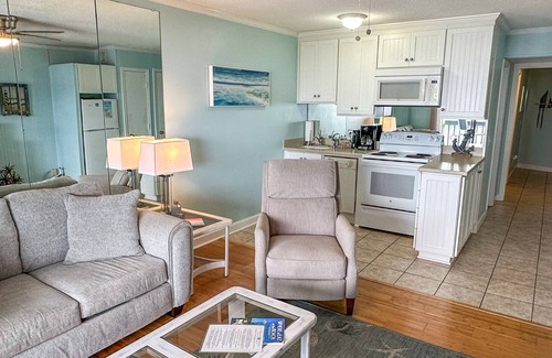 Tybee Island Condo | Amazing Water Views! Top Floor! Steps to the pool and beach access!