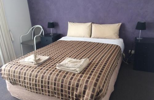 Alfredton Hotel | Ambassador Motor Inn