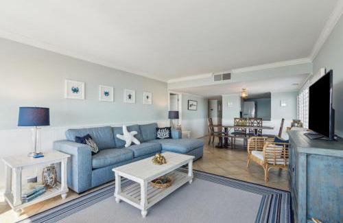 Amelia City House | Amelia Surf and Racquet Club Condo - Ocean Front - 5th Floor - Pools - Tennis Courts - Sleeps 10