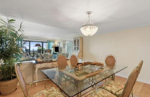 Amelia City House | Amelia Surf and Racquet Club Condo - Ocean Front - 3rd Floor - Pools - Tennis Courts - Sleeps 4