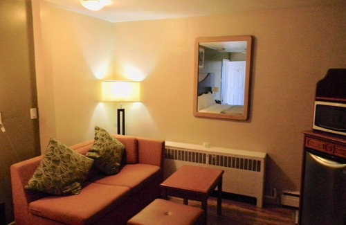 Argyle Hotel | American Plaza Motel