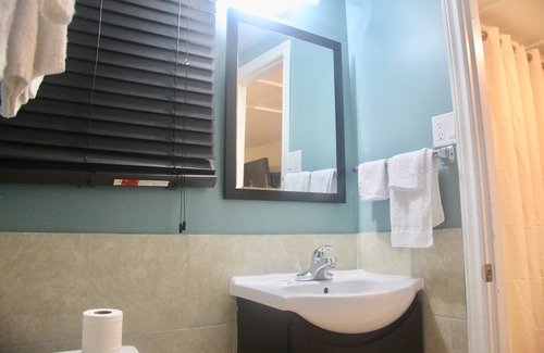 Argyle Hotel | American Plaza Motel