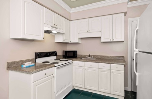 Clewiston Hotel | Americas Best Value Inn Historic Clewiston Inn