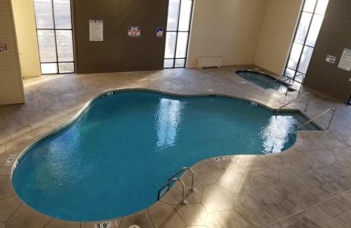 Prairie Du Chien Hotel | AmericInn by Wyndham Prairie du Chien