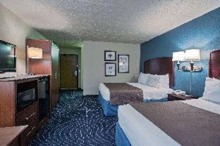 Fort Dodge Hotel | AmericInn by Wyndham Fort Dodge