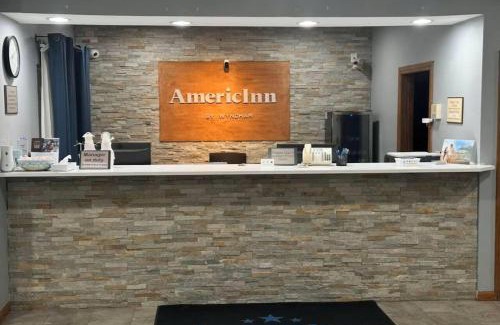 Galesburg Hotel | AmericInn by Wyndham, Galesburg, IL