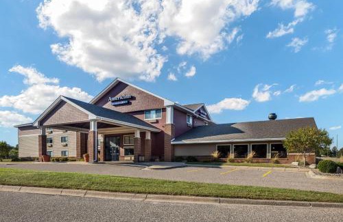 Mounds View Hotel | AmericInn by Wyndham Mounds View Minneapolis