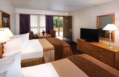Watertown Hotel | AmericInn by Wyndham Watertown