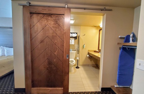 Watertown Hotel | AmericInn by Wyndham Watertown