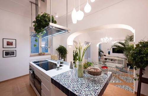 Praiano Villa | AMORE RENTALS - Blue Sea Villa with Indoor Heated Pool, Sea View and Breakfast