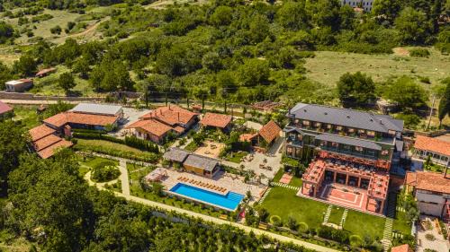 Mirzaani Hotel | Ampelo Resort