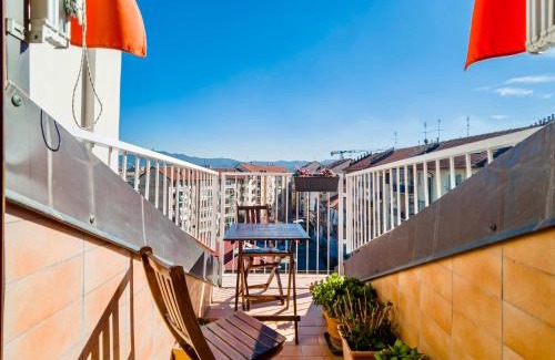 Vittoria Apartment | Ampia Mansarda e Terrazzo [10 minuti dal Centro]