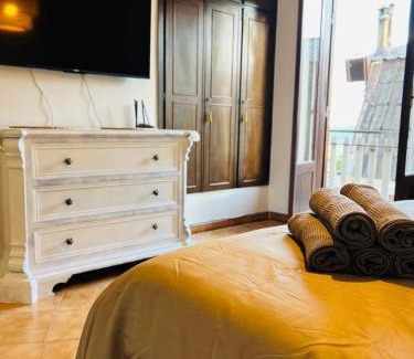 Fiuggi Apartment | Ampio Appartamento su 2 Livelli nel Centro Storico, Ideale per Coppie o Gruppi da 2 a 5 Persone