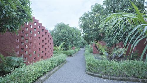 Talala Hotel | Amraness Luxury Resort Sasan Gir