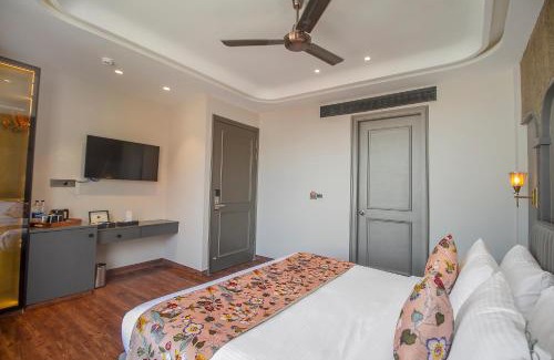 Katra Hotel | Amritara Maa Katra