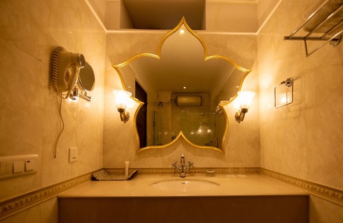 Varanasi Hotel | Amritara Suryauday Haveli