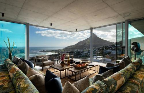 Camps Bay Apartment | An African Story