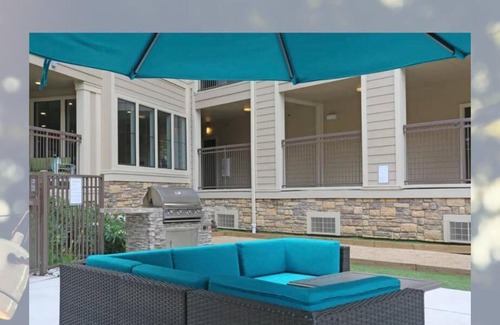 Lazybrook/Timbergrove Apartment | An alluring apartment, 10 min from downtown!