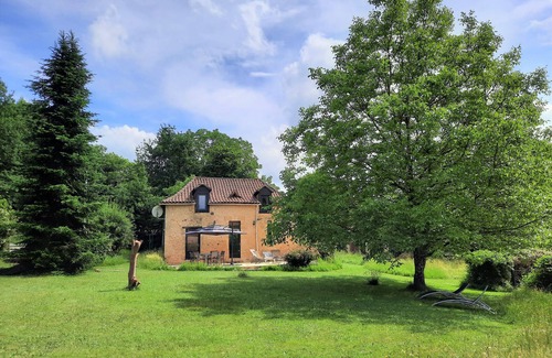 Cendrieux House | An ocean of greenery and tranquility. In the heart of Périgord.