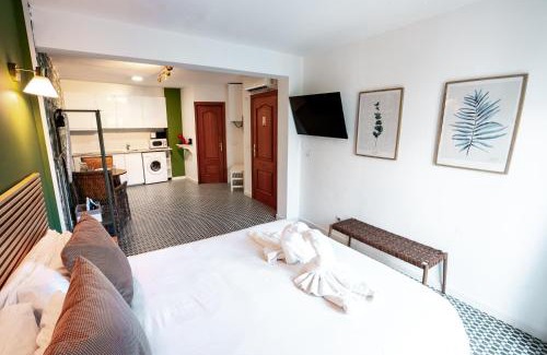 Marbella City Centre Apartment | Ancha Village