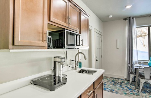 Hillside East Apartment | Anchorage Studio Escape ~ 14 Miles from Downtown!