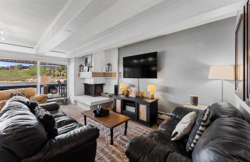 Dillon Apartment | Anchorage West Condos Building 10 Unit 105 by Summit County Mountain Retreats