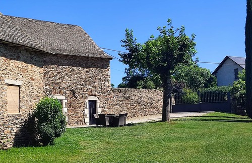 Comps-la-Grand-Ville House | Ancienne Bergerie Rénovée , Proche des Lacs, Sentiers Pédestres