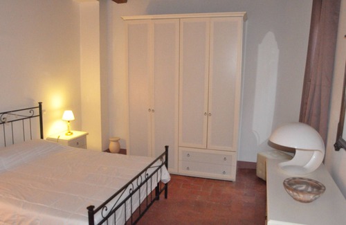 Torrita di Siena Apartment | Ancient Apartment in Medieval Center