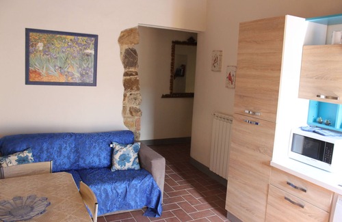 Gambassi Terme Apartment | Ancient farmhouse with swimming pool near San Gimignano