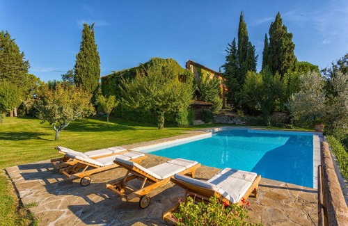 Pergine Valdarno Villa | Ancient Tuscan farmhouse surrounded by greenery breathtaking views, private pool