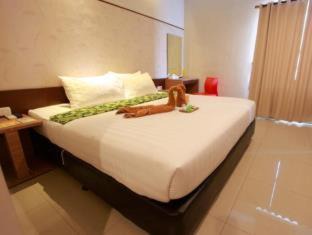 Semarang Hotel | Andelir Hotel Simpang Lima Semarang