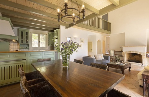 Steniai Villa | Andros 4 Up ·Seaview Beach Retreat in Andros