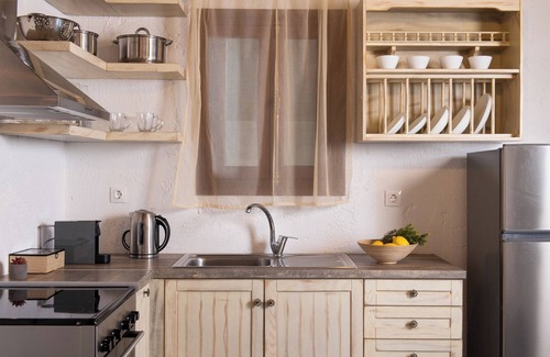 Megas Yialos-Nites Apartment | Andros Serenity Retreat - Adults Only