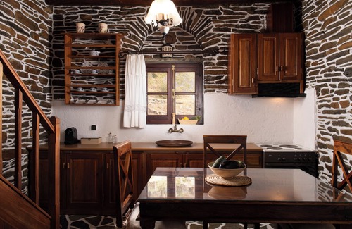 Megas Yialos-Nites Apartment | Andros Serenity Retreat - Adults Only