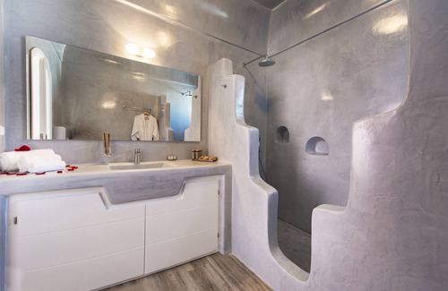 Oia House | Anemi House & Villas