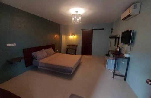 Wang Pong Hotel | Angela resort