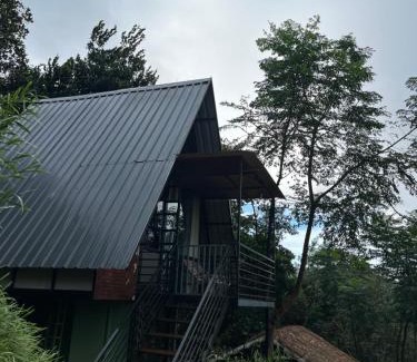 Mananthavady House | Angels Nest Mountain Mudhouse