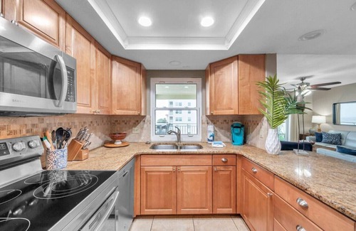 Redington Shores Condo | Anglers Cove #306 3 bed 3 bath Beachfront