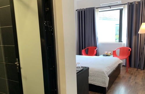 Long Bien Hotel | Anh Hong Hostel