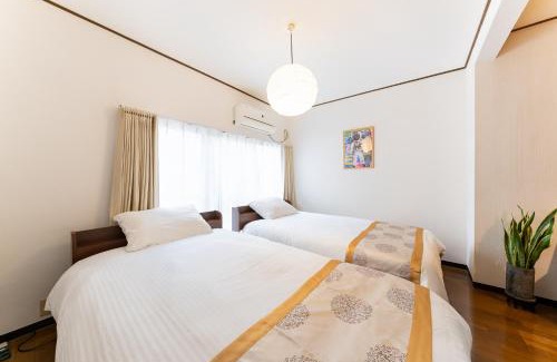 Suginami Apartment | Animal Art Apartment Type 12