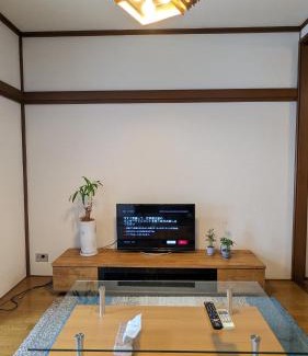 Suginami Apartment | Animal Art Apartment Type 22