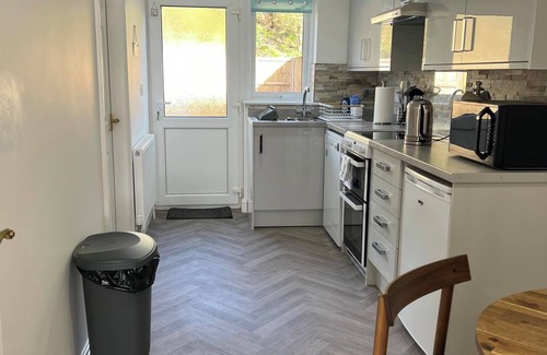 Chapel Saint Leonards Cottage | Annie's Hideaway - Coastal Holiday let. Hosts up to 4 guests. 2 bedrooms.