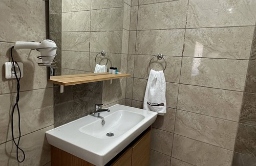 Edremit Hotel | Antandros Narlı Konak