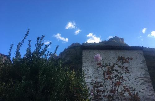 Parlasco House | Antica dimora tra i monti della Valsassina e il lago di Como!