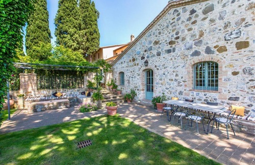 Argiano Villa | Antico Brunello