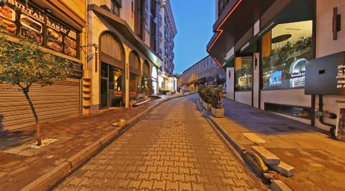 Beyazit Hotel | Antik Hotel Istanbul